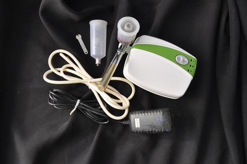 Spray tanning airbrush - airbrush,